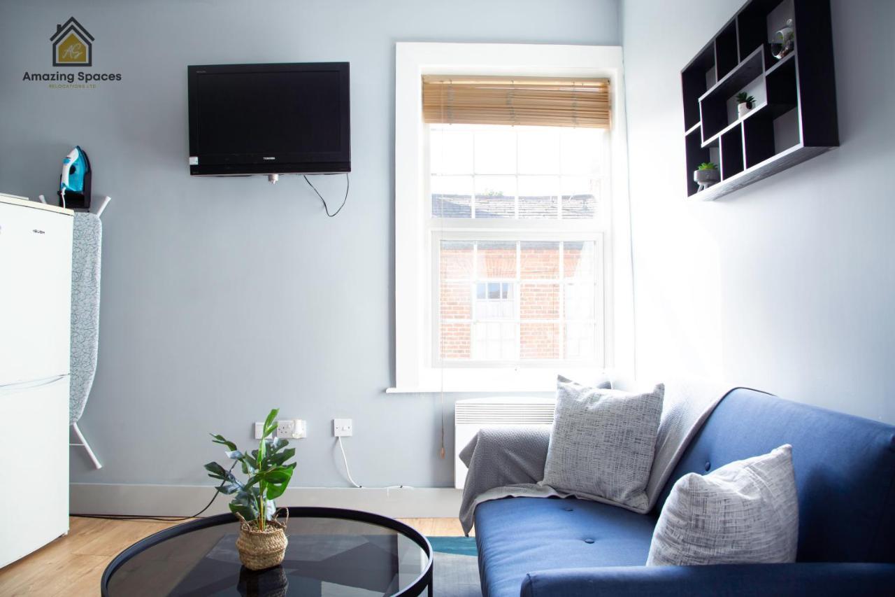 City Centre 2 Bed Flat Sleeps 3 For Work And Leisure With Free Wifi By Amazing Spaces Relocations Ltd وارينغتون المظهر الخارجي الصورة